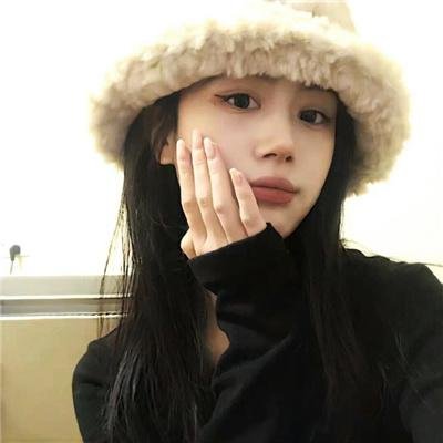 驼背人与舞女